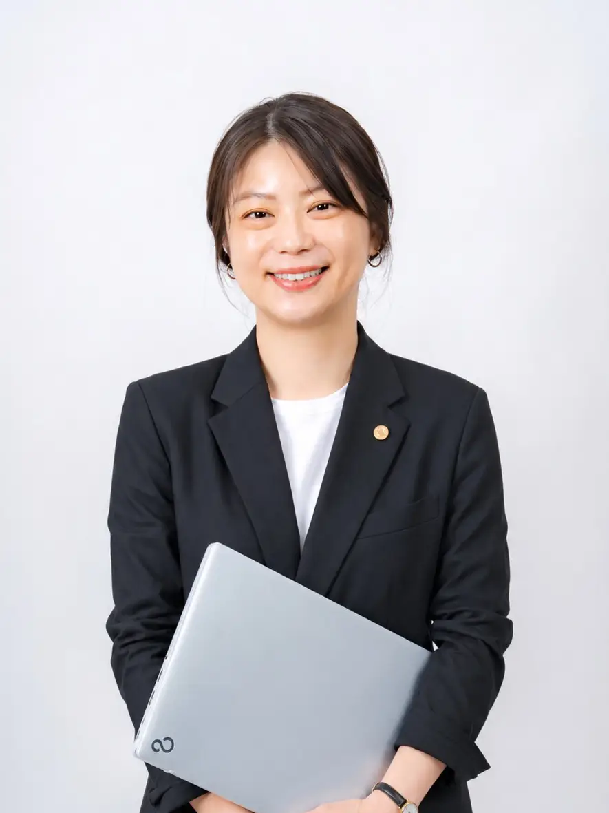 大城あやこ行政書士事務所 代表 大城彩子